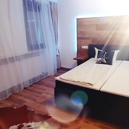 Gasthaus Zum Hirsch Hotel Lampoldshausen Eksteriør billede